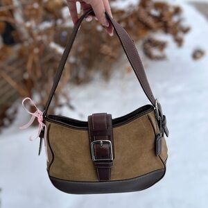 Coach Suede Brown Hamptons Shoulder Bag 🤎